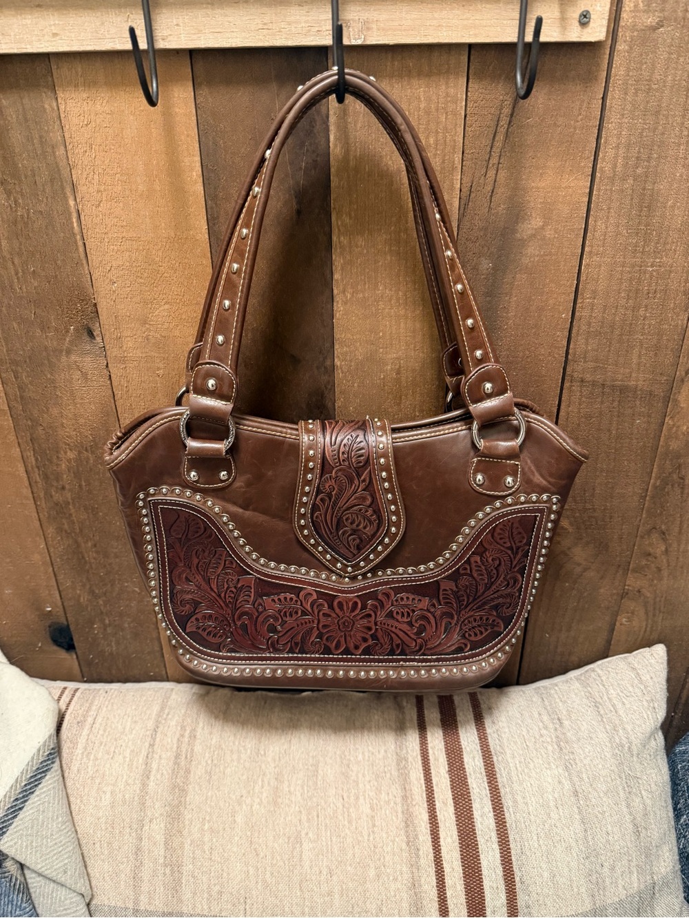 Montana West Tooling Concealed Carry Handbag